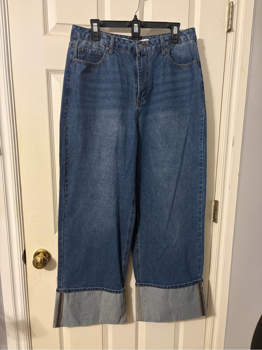Tinseltown Wide-Leg Blue Denim Jeans with Cuffed Hem
